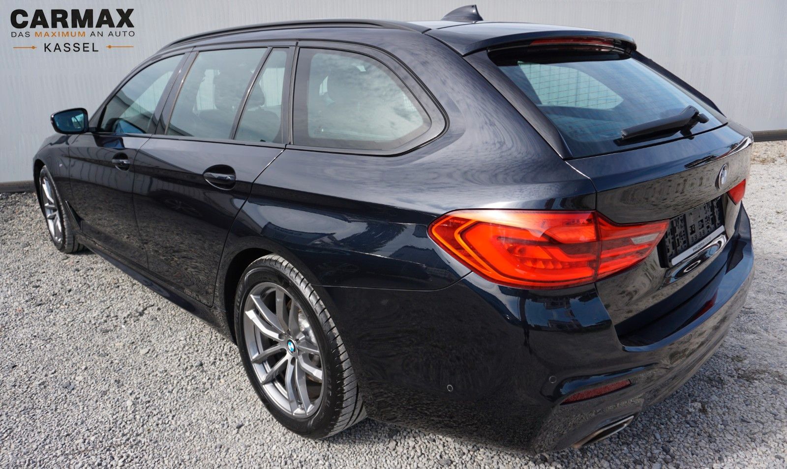 Fahrzeugabbildung BMW 520d xDrive Touring M Sport Navi,LED,Kamera,SH