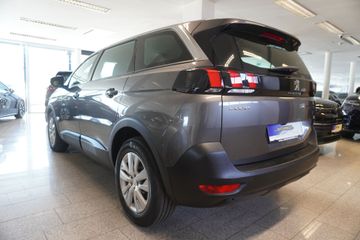Peugeot 5008 - 4