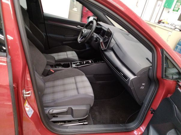 Volkswagen Golf - Bild 9