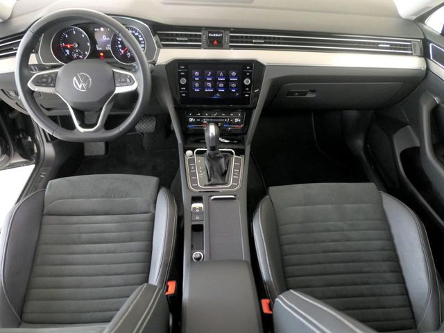 Passat Variant 2.0 TDI DSG Elegance Bluetooth