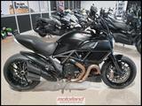 Ducati Diavel Dark Stealth / Desmo / Inspektion Neu - Offers