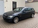 BMW 325 xi Kombi Automatik mit Panoramadac... - BMW 325 aus 2007: Kombi