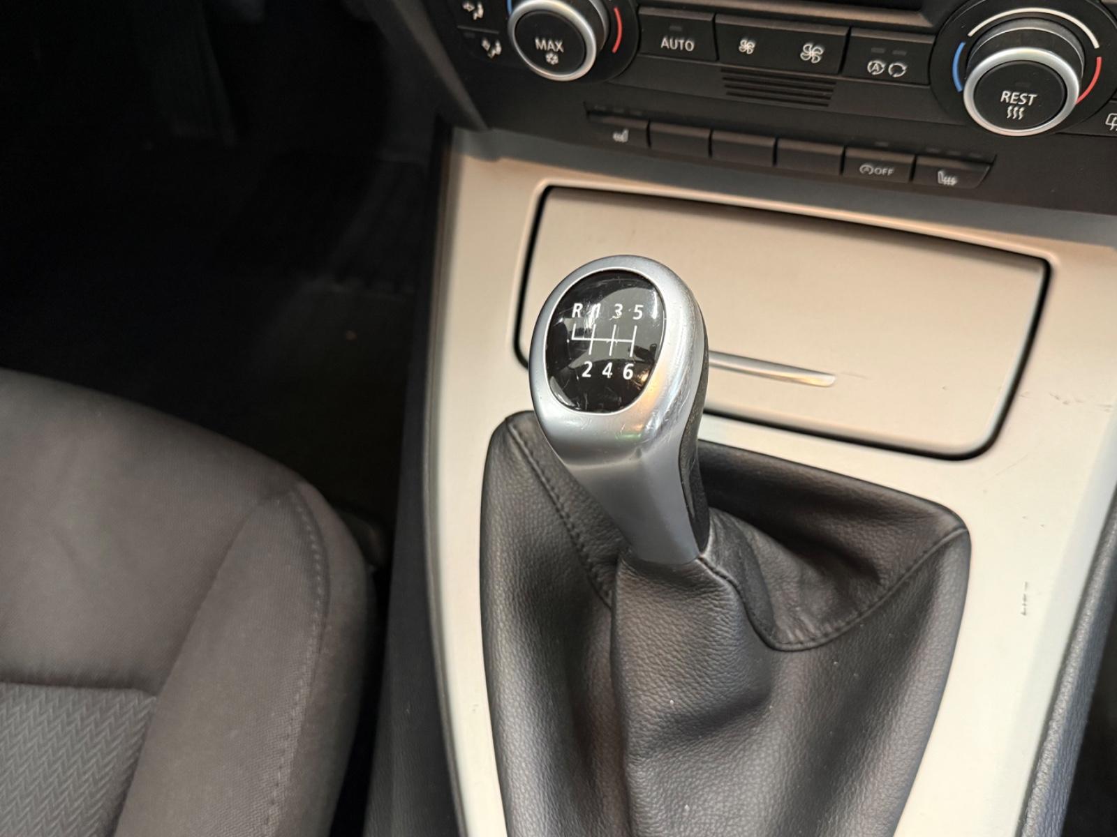 BMW 318 i Touring Klima SHZ 2 Hand
