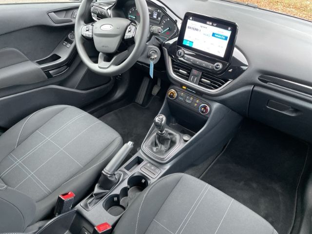 Fahrzeugabbildung Ford Fiesta 1.0 EcoBoost Cool & Connect DAB, Tempomat