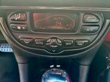 Peugeot 206 CC Platinum 110 Automatik Platinium - Peugeot 206: Leder