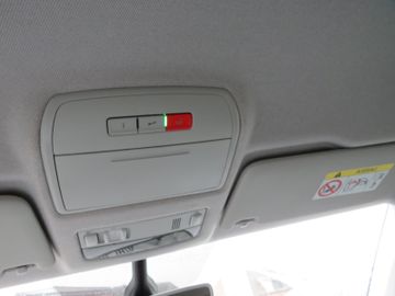 Fahrzeugabbildung SKODA Fabia Combi Ambition NAVI/APP SITZH PDC GJ 1.HD