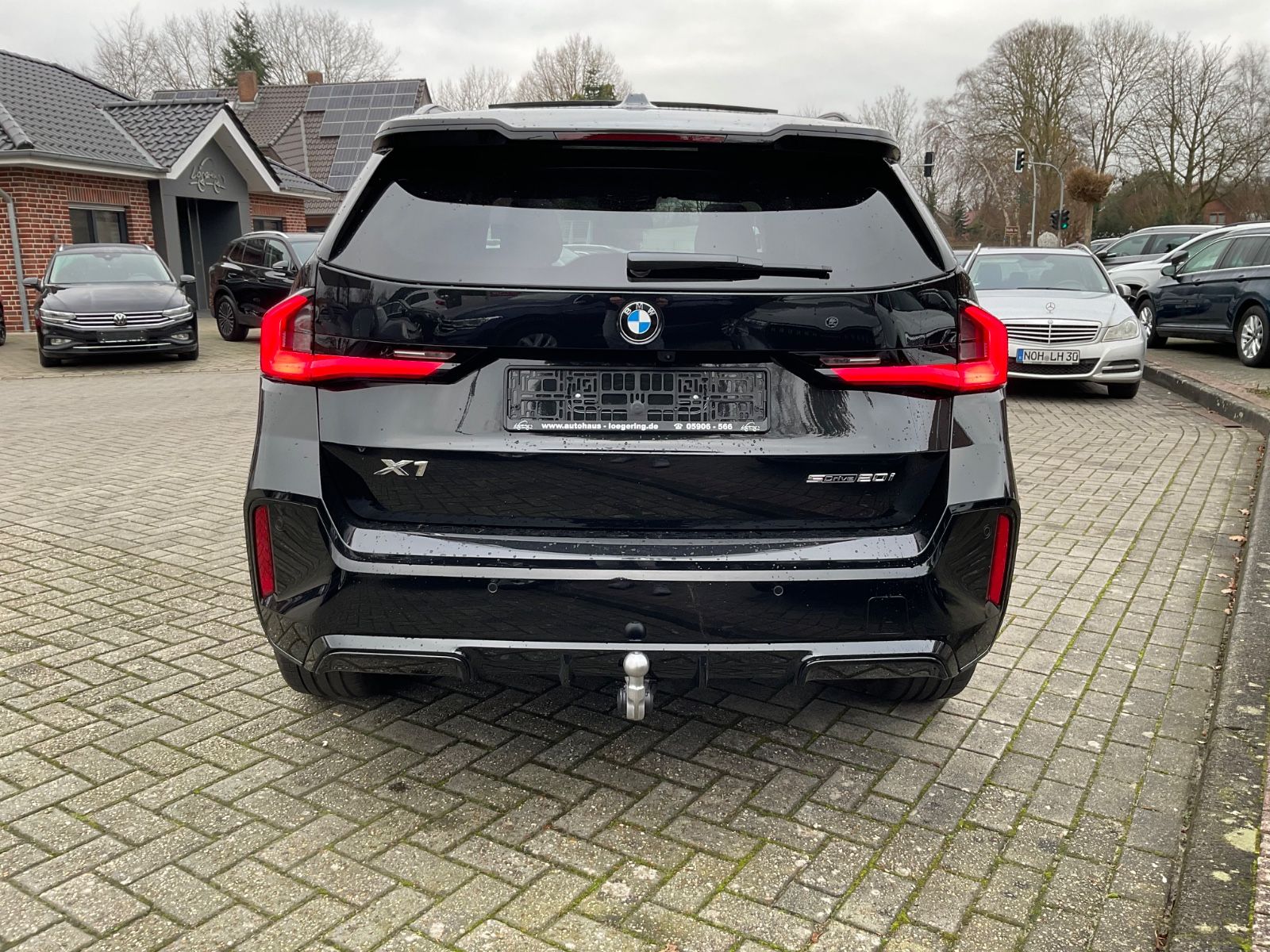 Fahrzeugabbildung BMW X1 sDrive20i,M Sport,AHK,Kamera,Navi,Panorama