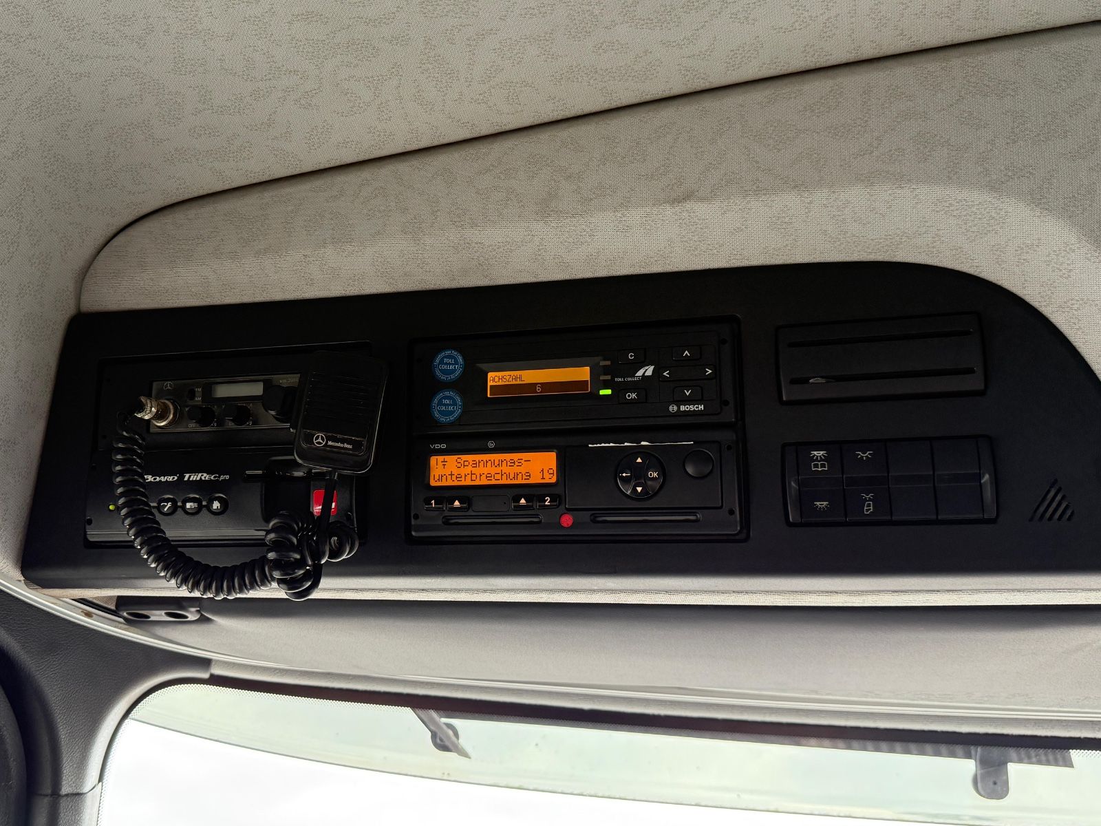 Fahrzeugabbildung Mercedes-Benz Arocs 2645 6x4 SZM Kipphydraulik