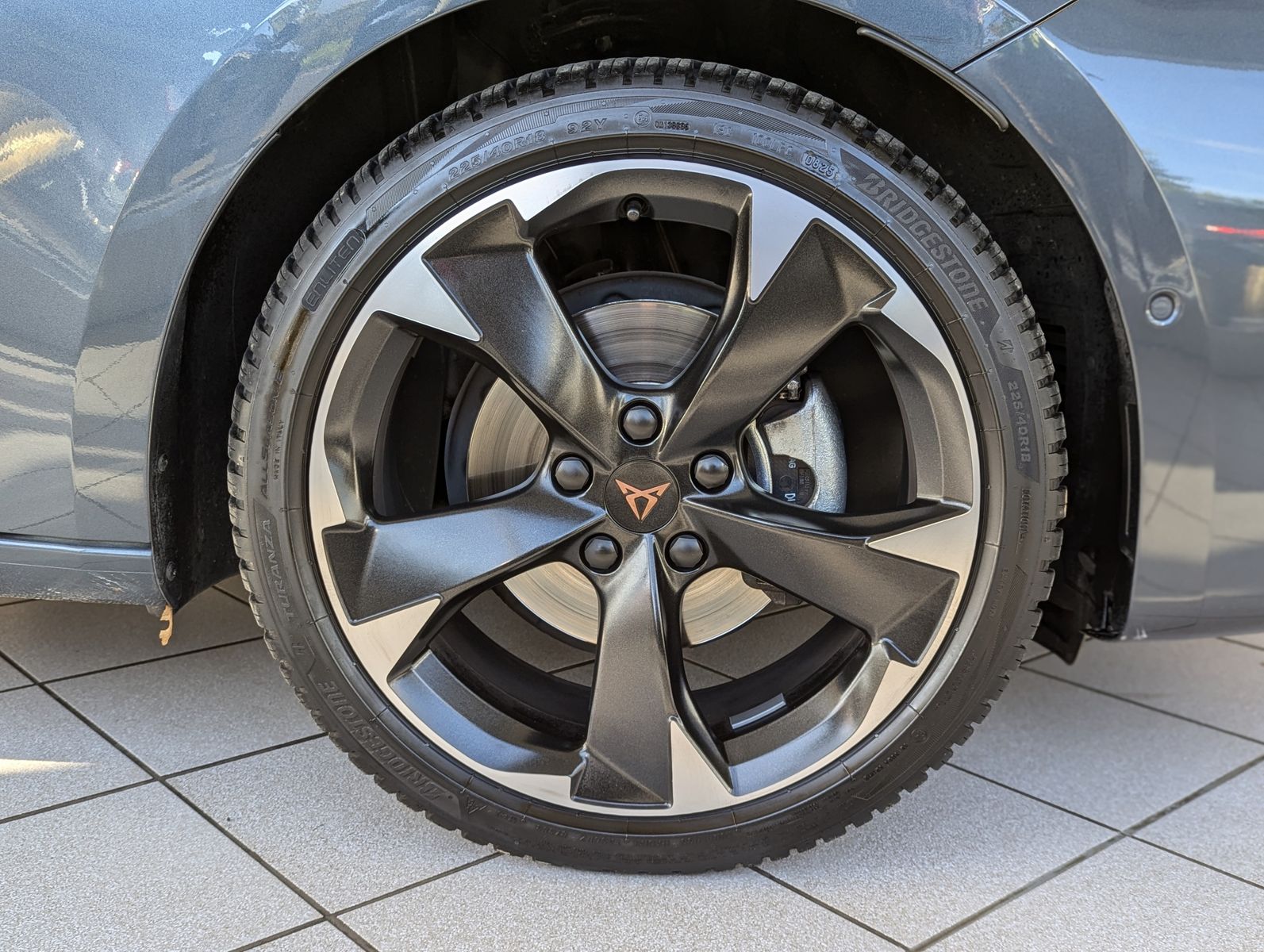 CUPRA Leon 1.5 eTSI Intelligent-Dynamic-Edge-Pake Cam - Image 10