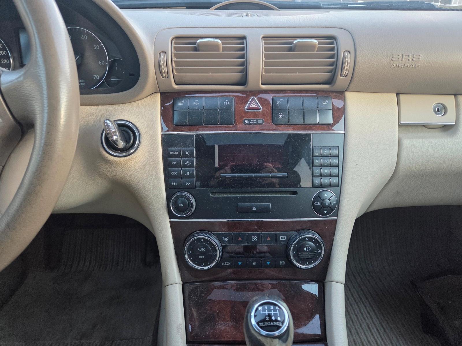 Mercedes-Benz C200 2006 — photo 5