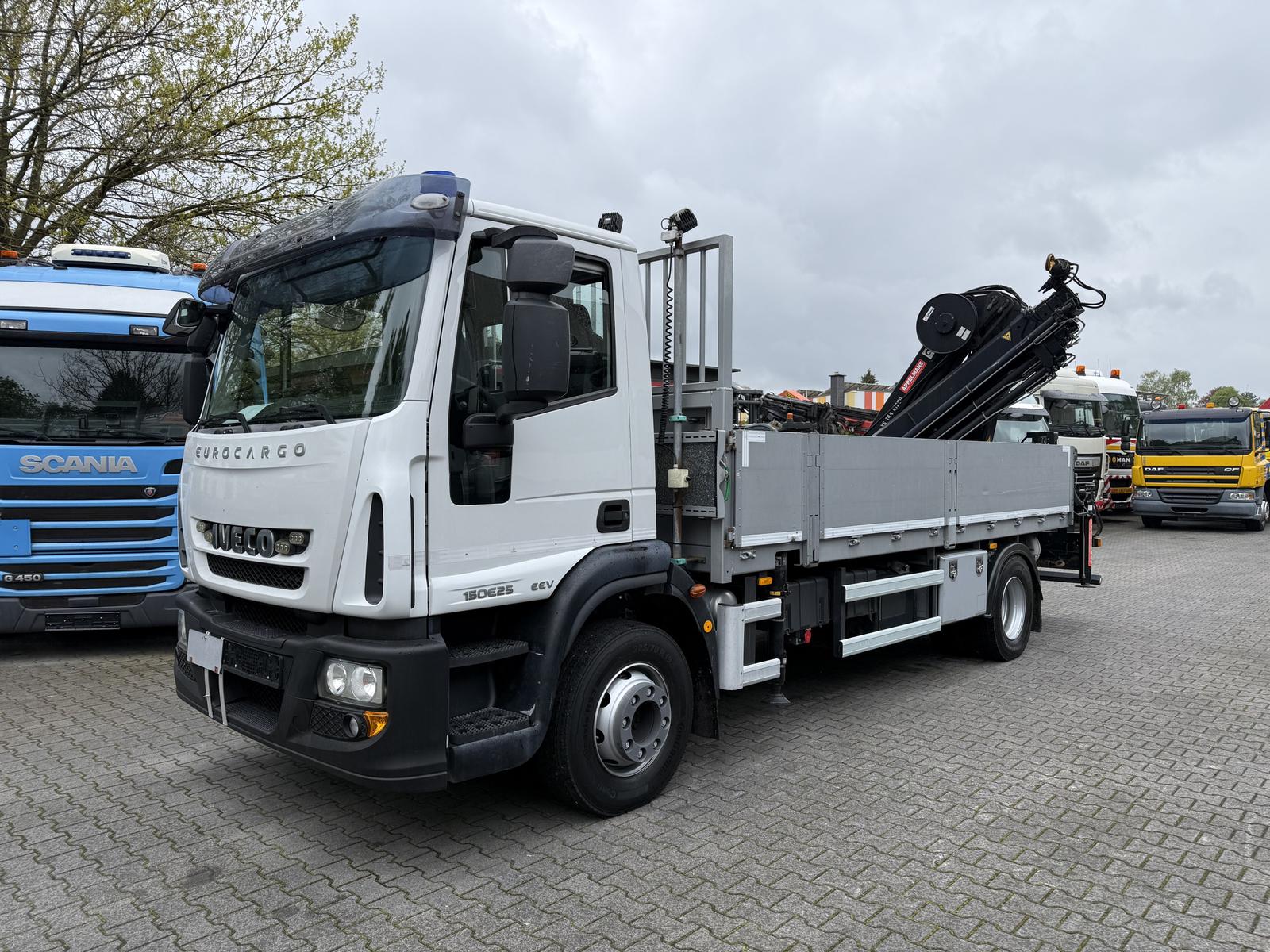 Iveco EuroCargo 150E25 Hiab 144-5 bis 19 Meter
