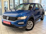 Volkswagen T-Roc Basis TÜV NEU / Apple Car / Allwetterreife - gebrauchte VW T-Roc aus dem Jahr 2017