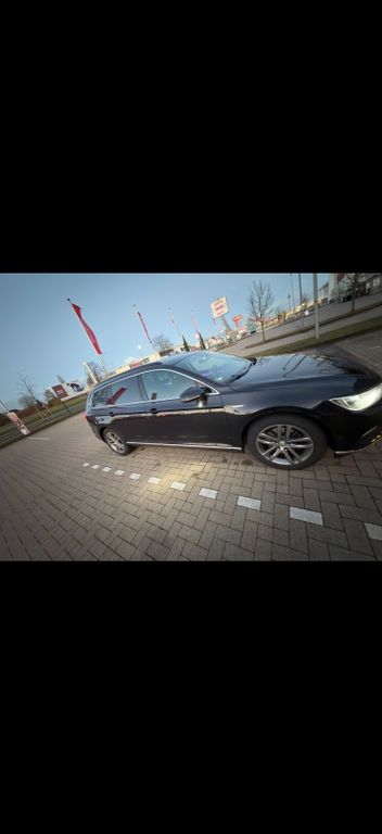 Image of Volkswagen Passat