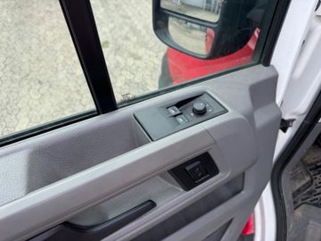 Volkswagen Crafter - 11