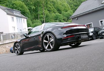 Porsche 992 Targa 4*Sportabgas,BOSE,U-FREI,Approved0726