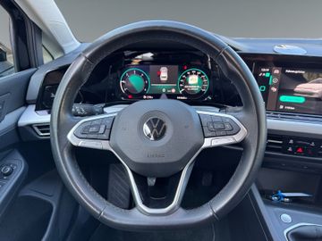 Volkswagen Golf - 11
