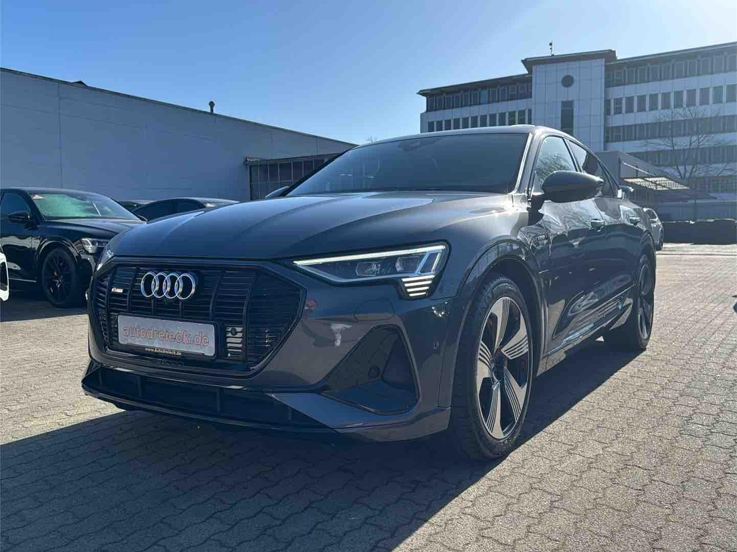 Audi e-tron Sportback 50 2x S line ACC PANO S-SITZE