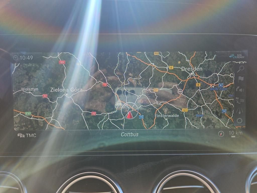 Fahrzeugabbildung Mercedes-Benz E 400 d T 4M AMG AHK ACC Comand Burm. LED 360°