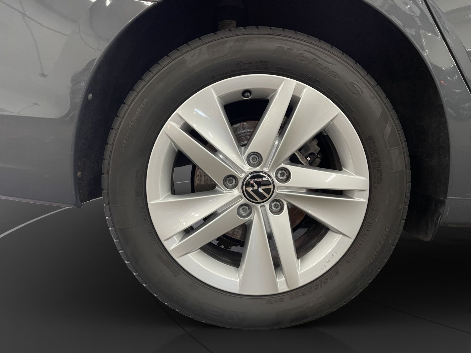 Volkswagen Golf - Bild 16