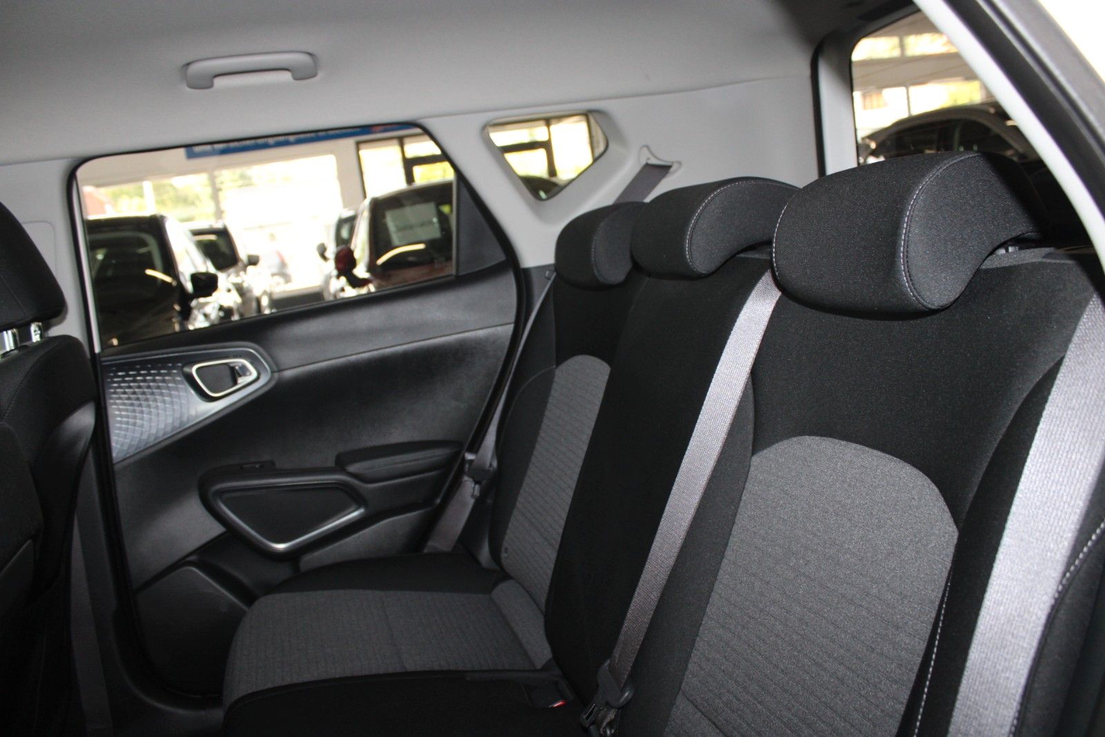 Fahrzeugabbildung Kia e-Soul 150kW Vision Wärmepumpe OnBoardLader uvm.