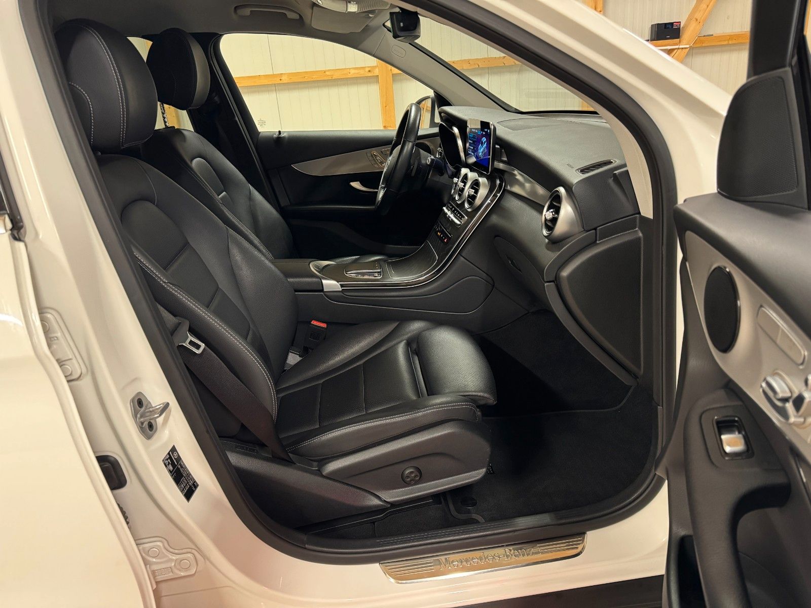 Mercedes-Benz GLC 220 d 4M,LED,AHK,Standhzg,Distro,360°,Spur foto 16