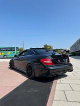Mercedes-Benz C 63 AMG C 63 Coupé Autom. Standard - Mercedes-Benz C 63 AMG: Schwarz, Coupe