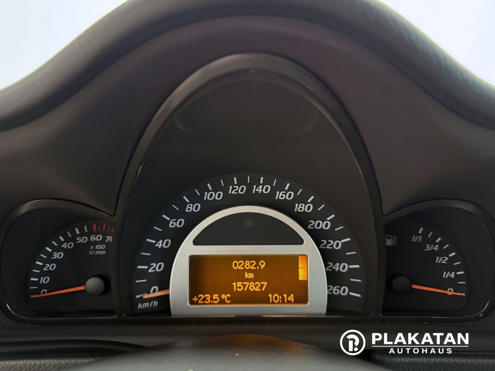 Fahrzeugabbildung Mercedes-Benz C 230 Bi-Xenon Leder Tempomat 2Hand