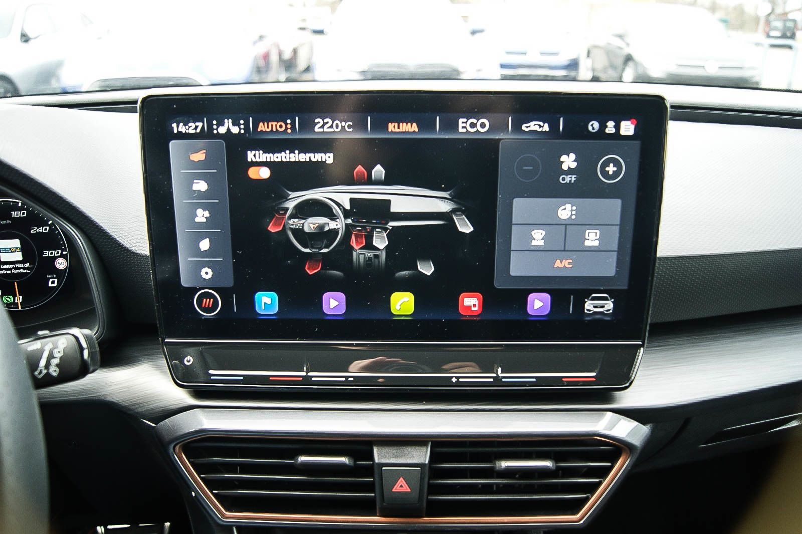 Fahrzeugabbildung CUPRA Leon Sportstourer e-HYBRID VIRTUAL ACC XL 1HAND