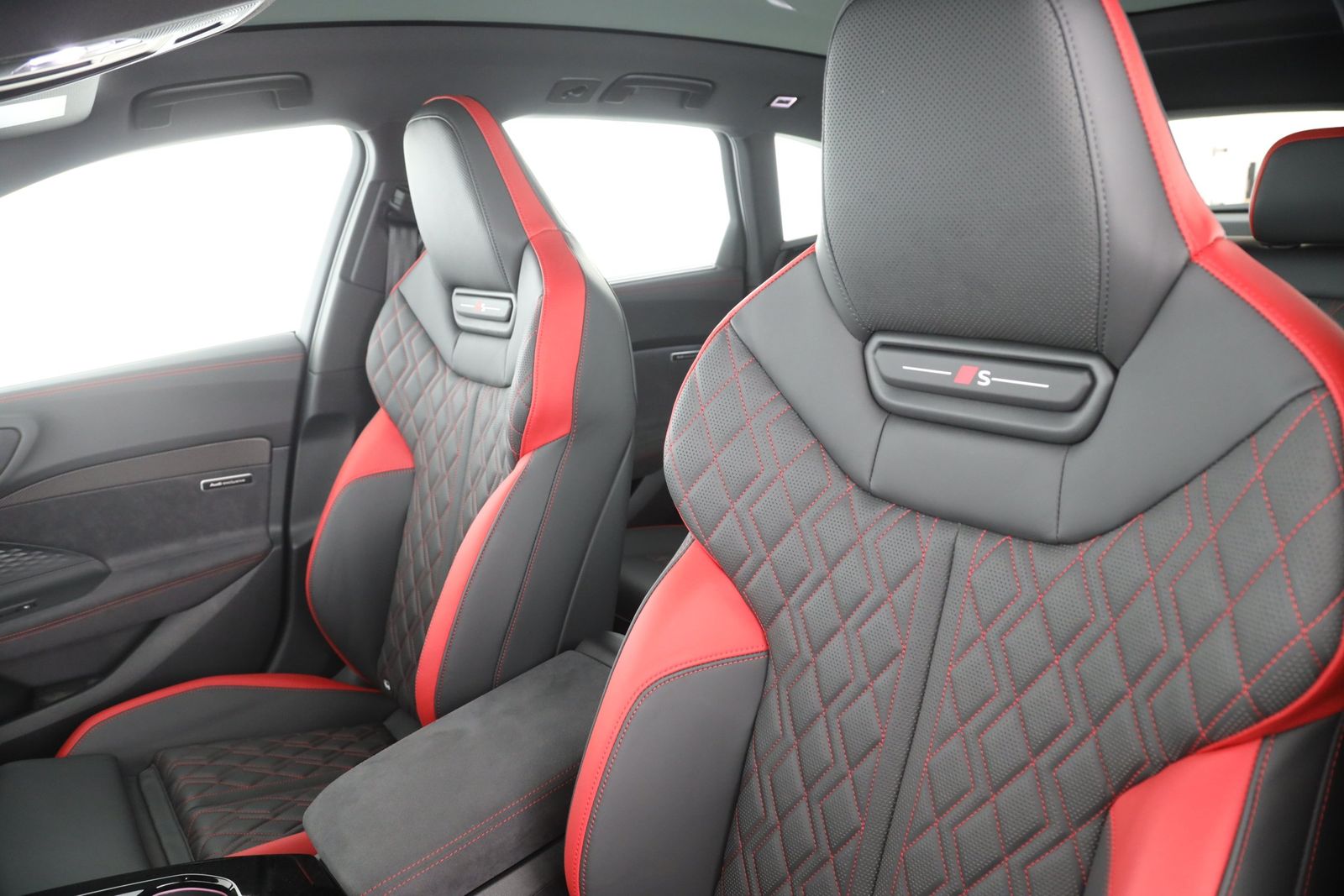 Audi S5 - Bild 13