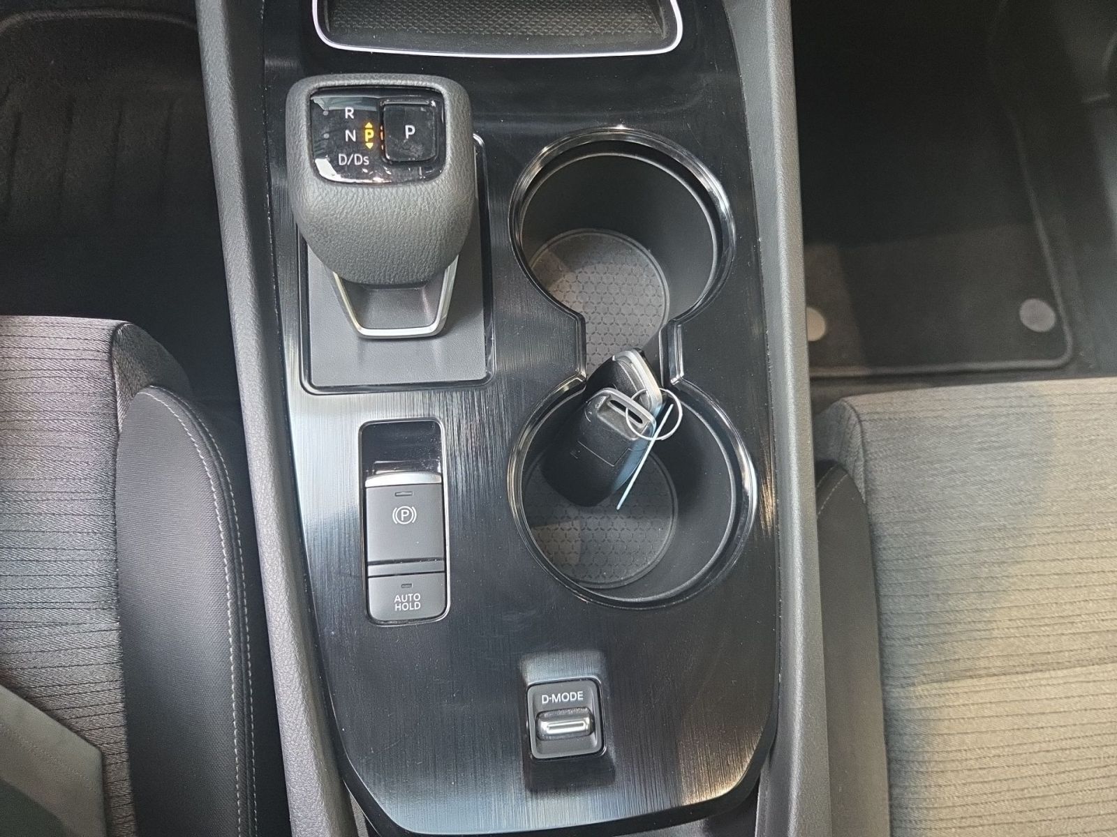 Fahrzeugabbildung Nissan X-Trail 1.5 VC-T MHEV N-Connecta