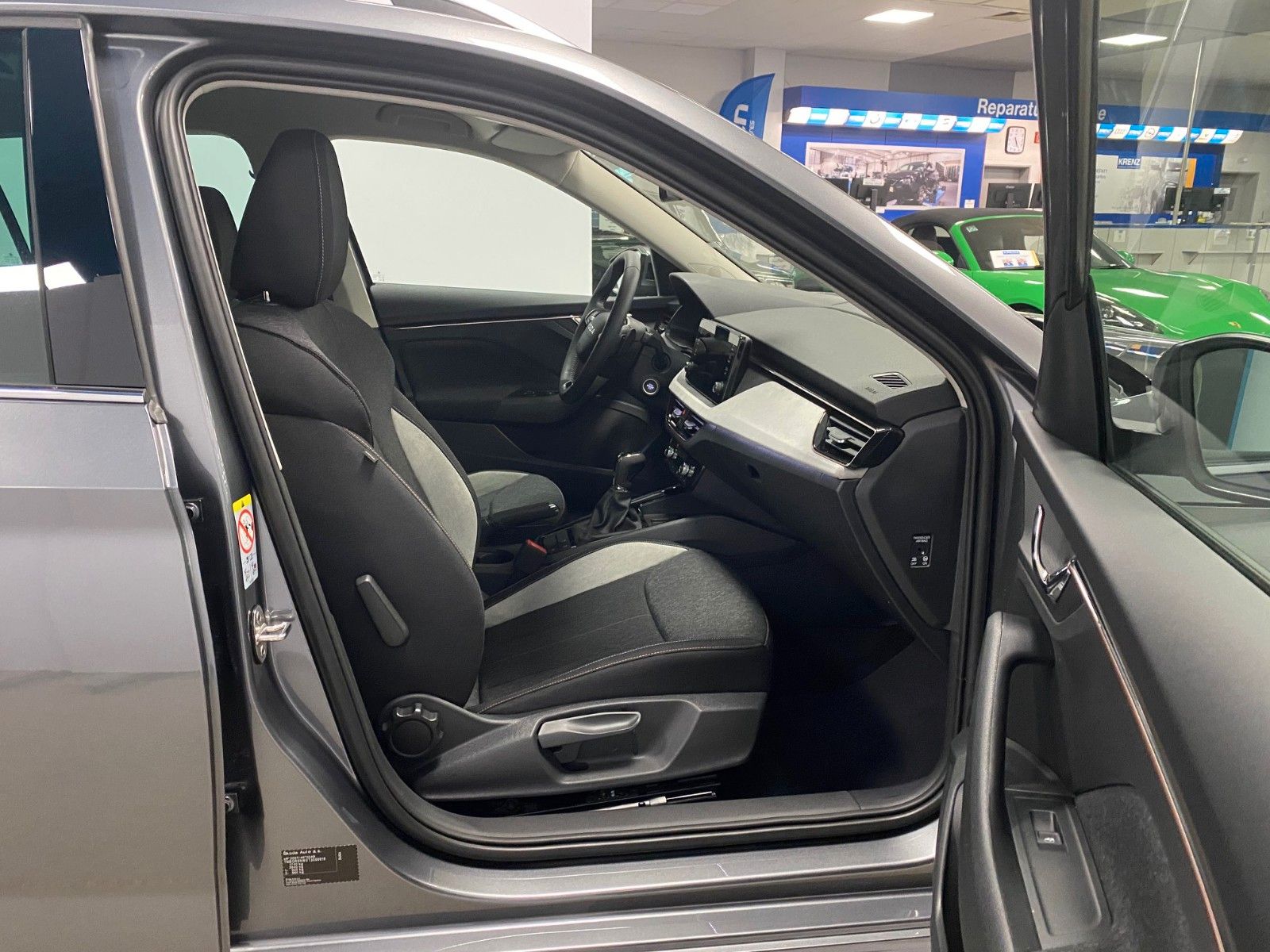 Fahrzeugabbildung SKODA Kamiq 1.0 TSI 85kW DSG Selection ACC+elek.Heck