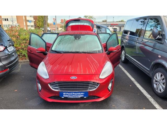 Ford Fiesta Titanium  -  Ganzjahresreifen  -  Heizbar