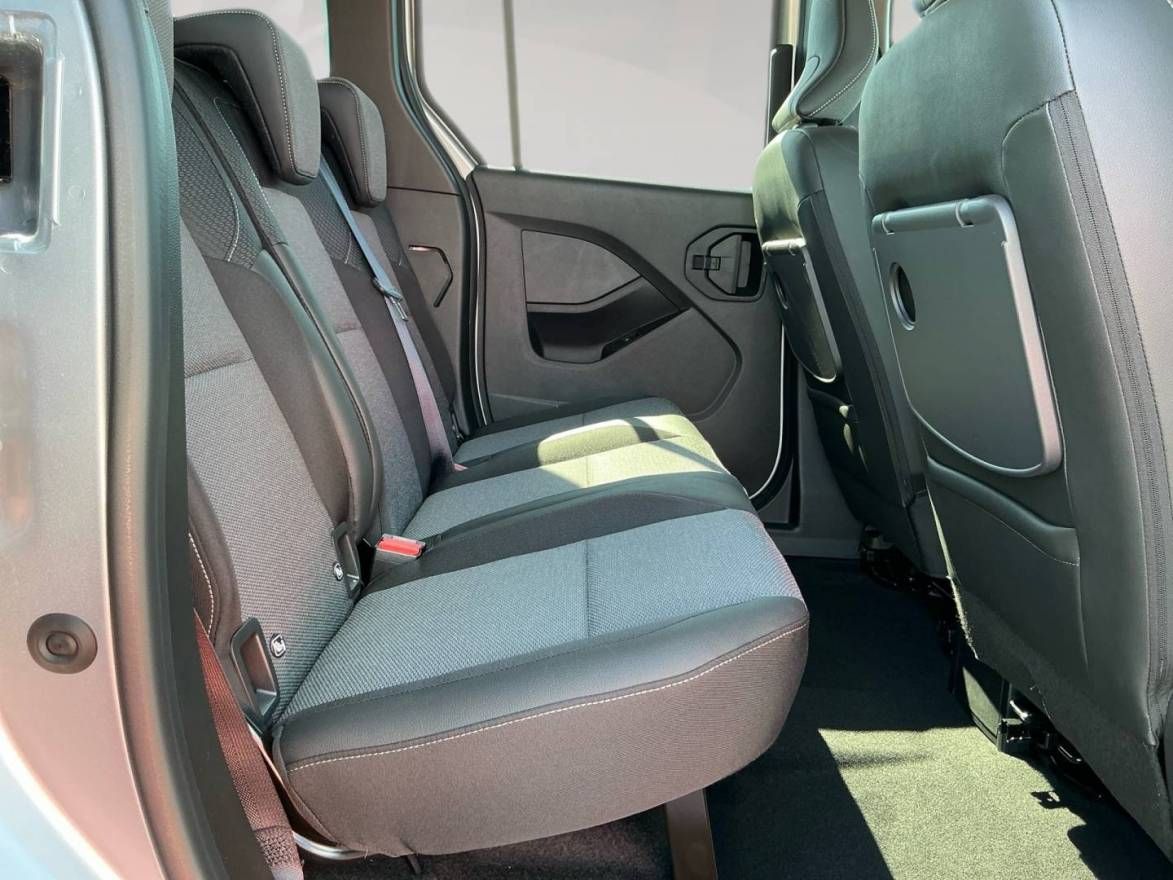 Fahrzeugabbildung Renault KANGOO PKW Techno TCe 130 EDC