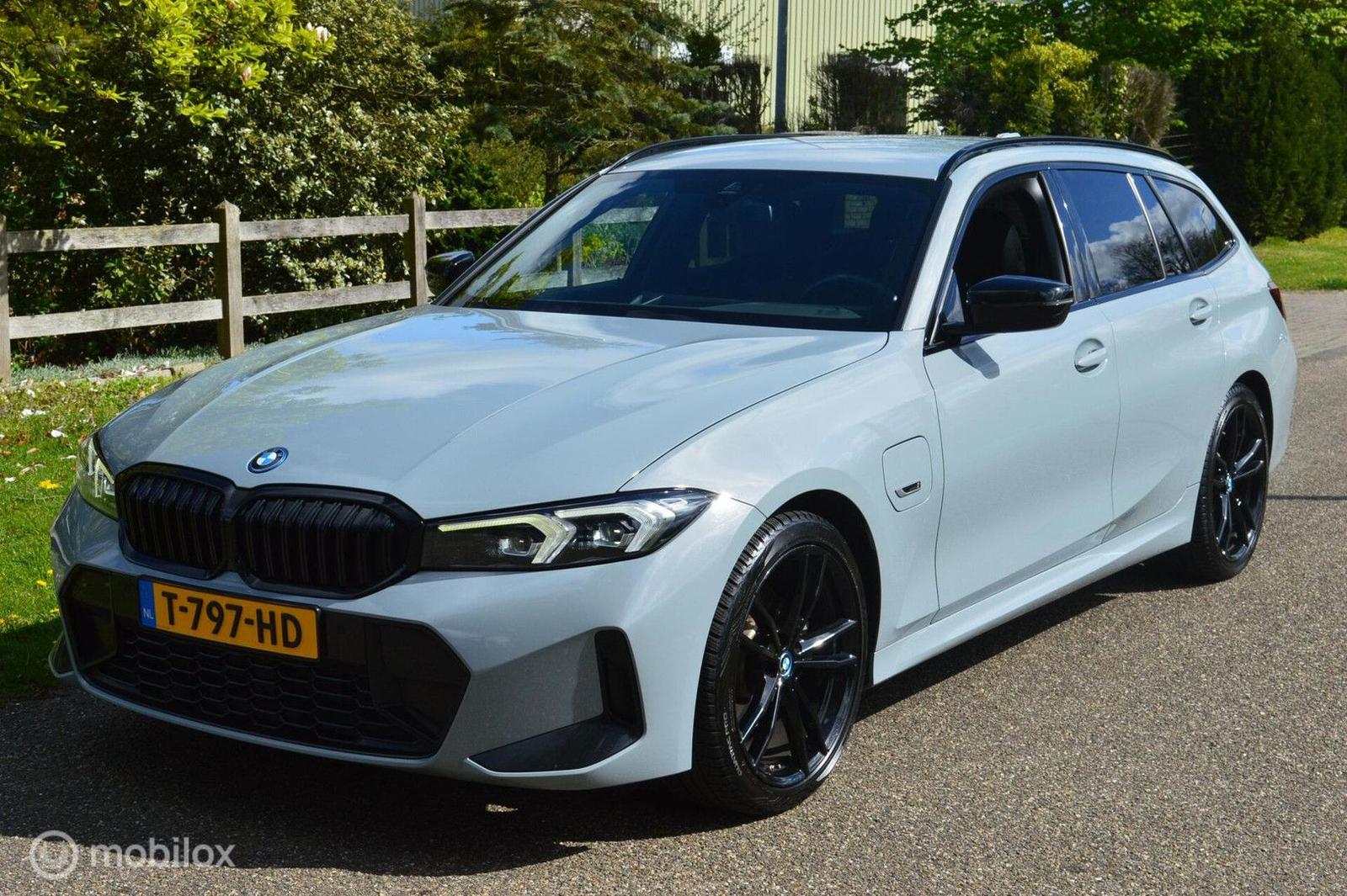 BMW 320 3-serie Touring 320e