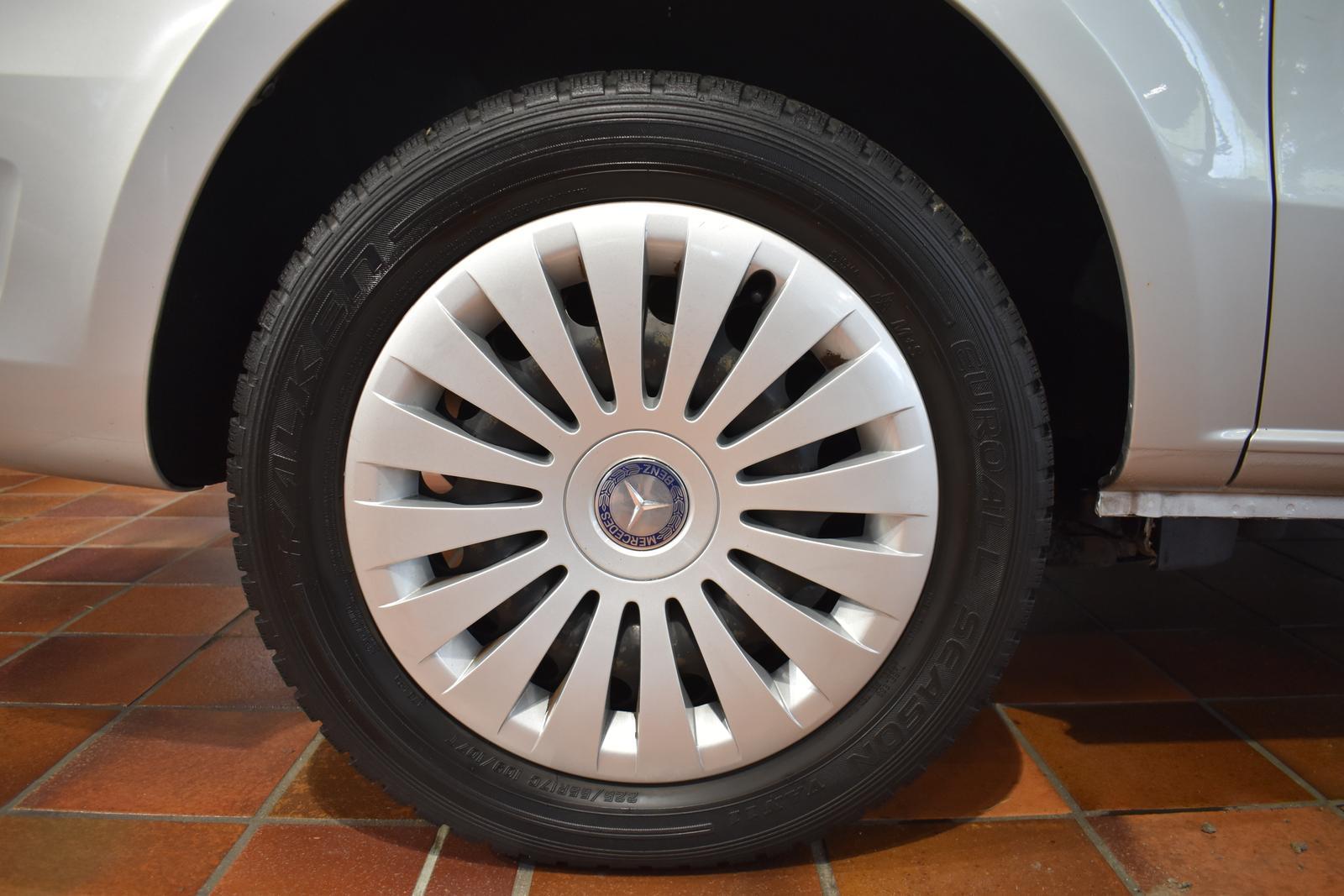 Mercedes-Benz VITO TOURER 114 4MATIC KOMPAKT 9-SITZER 2x KLIMA