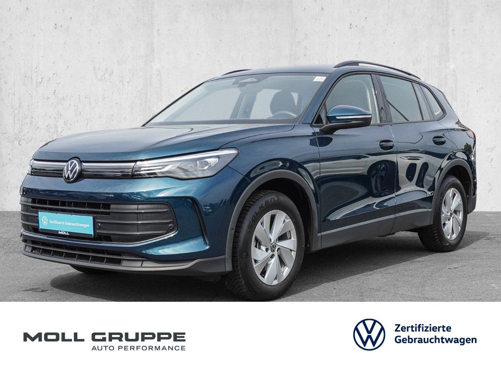 Volkswagen Tiguan - 1