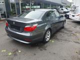 BMW 525i A - BMW 525 aus 2005: 525i