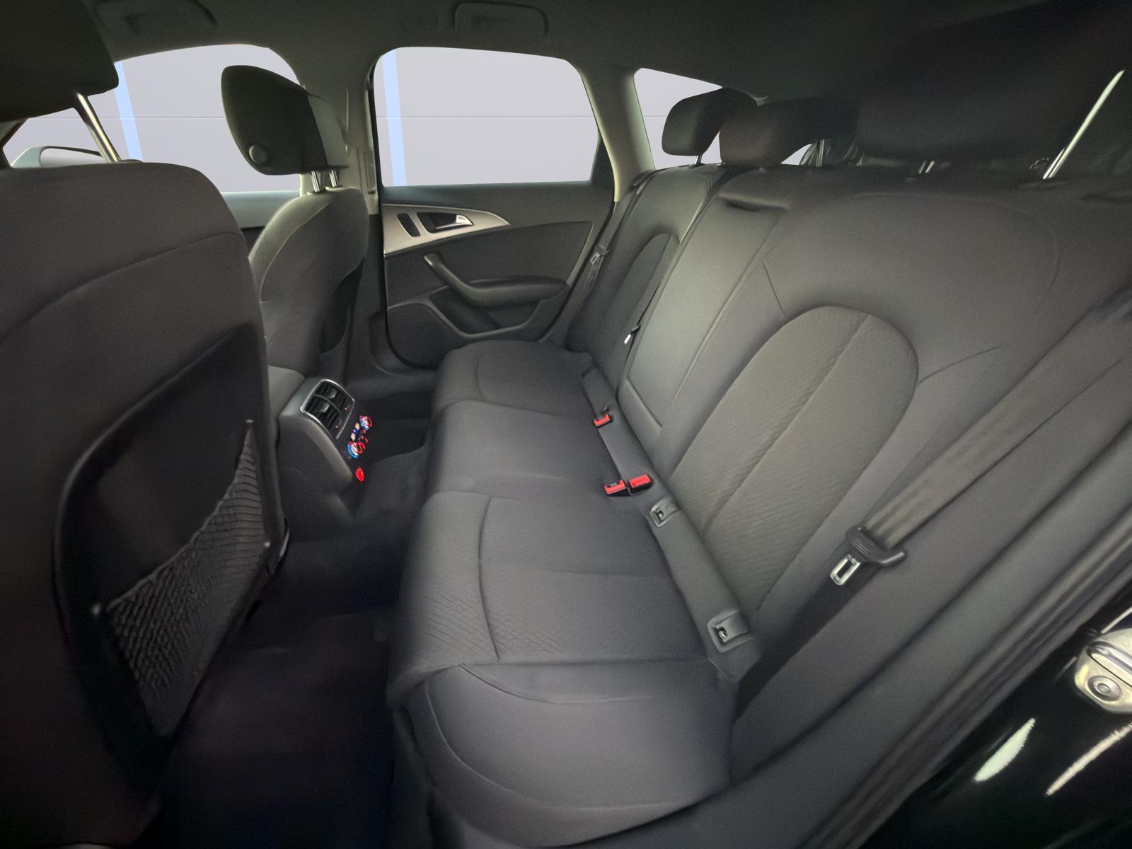 Audi A6 Avant 2.0 TDI Ultra 190 ch BVA / 119 000 km / Toit panoramique / Affichage tête haute / Sièges ventilés / Caméra de recul