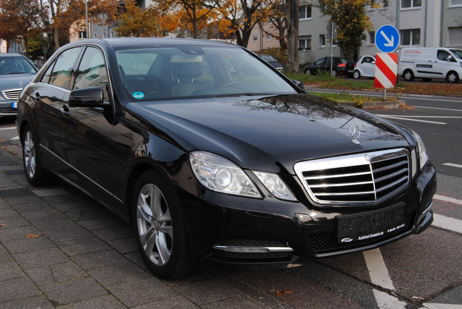 Mercedes-Benz E 200 CGI lim.*2.HD*MB-Scheckheft*XENON*NAVI*