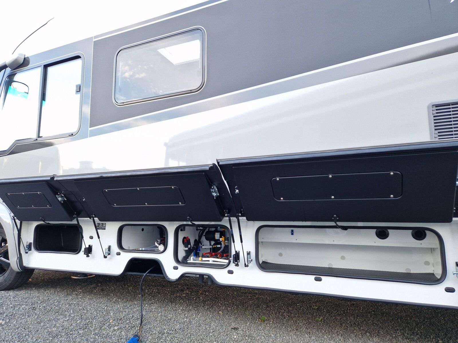 Fahrzeugabbildung Niesmann + Bischoff Arto 78 Verfügbar ab November 2025