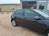 Volkswagen Golf VII Lim. IQ.DRIVE Start-Stopp - mit Benzin-Antrieb: Berganfahrassistent, mit Klimaanlage