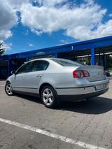 Volkswagen Passt C3 Studentsauto FSI 1.6 - Volkswagen Passat: V6 Fsi