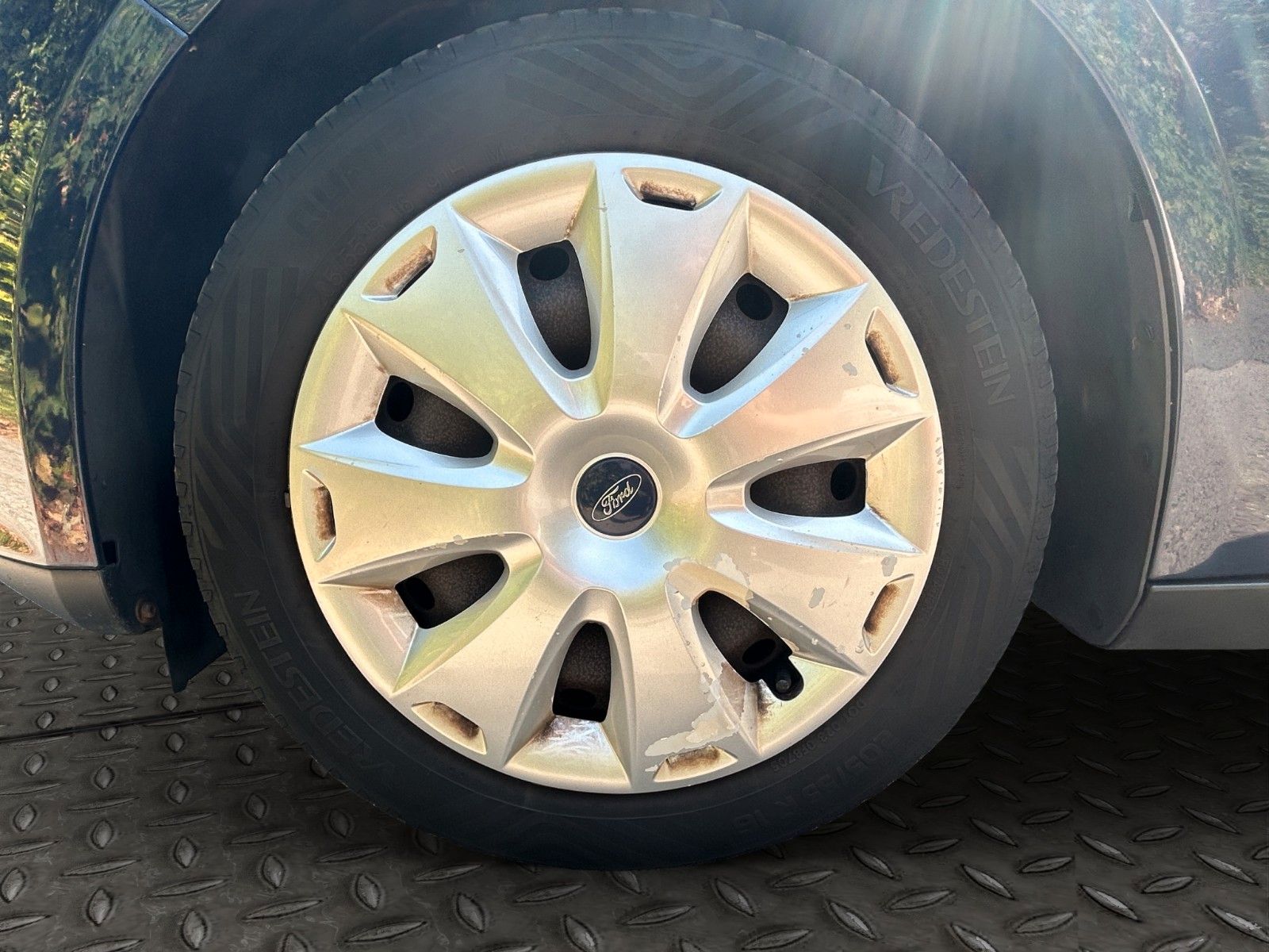 Fahrzeugabbildung Ford Focus Turnier TDCI Kima/TÜV NEU/TOP ZUSTAND