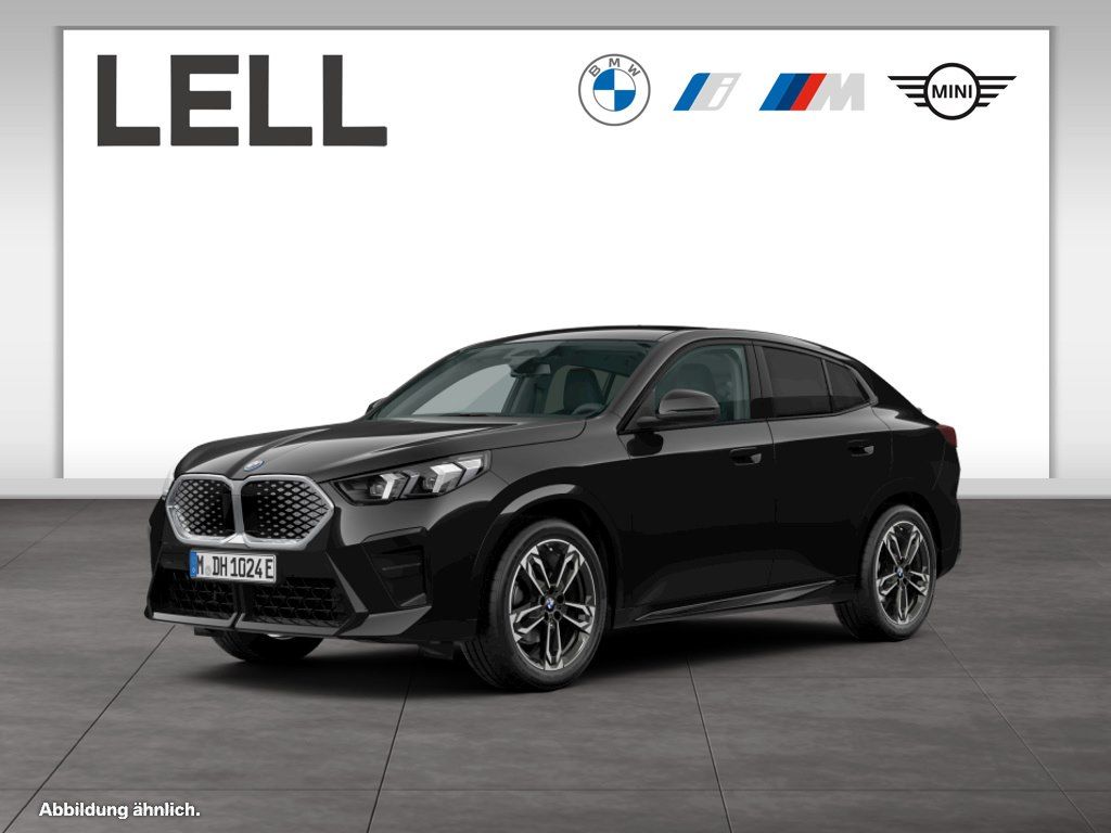 BMW iX2 eDrive20 M Sportpaket DAB Parkassistent Shz
