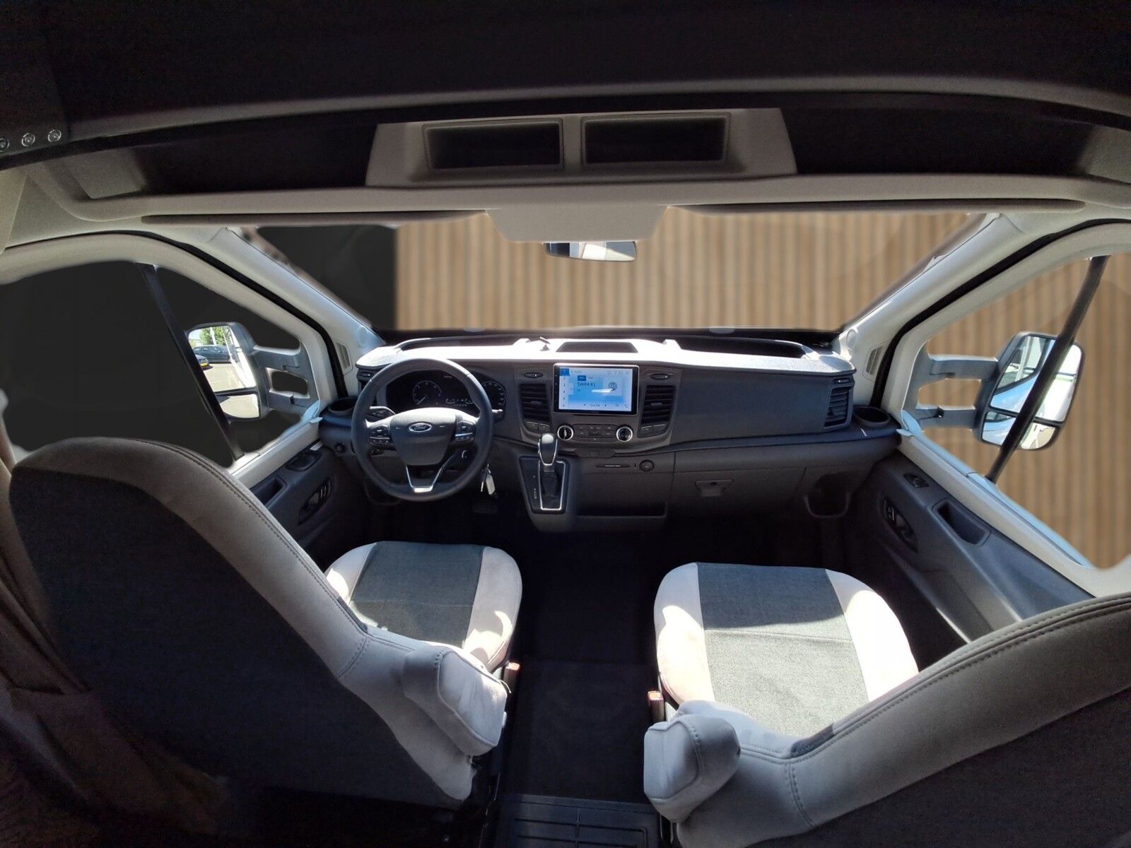 Fahrzeugabbildung Chausson Teilintegriert 777 Titanium Ultimate Markise,RK