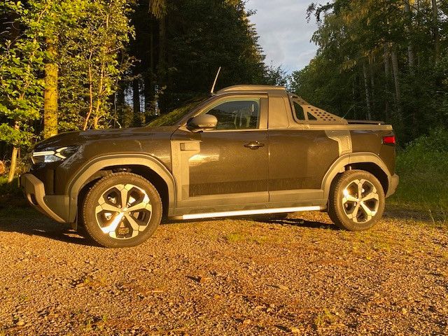 Dacia Duster Pickup Full Hybrid 150 ECO-G 4x4 Allrad
