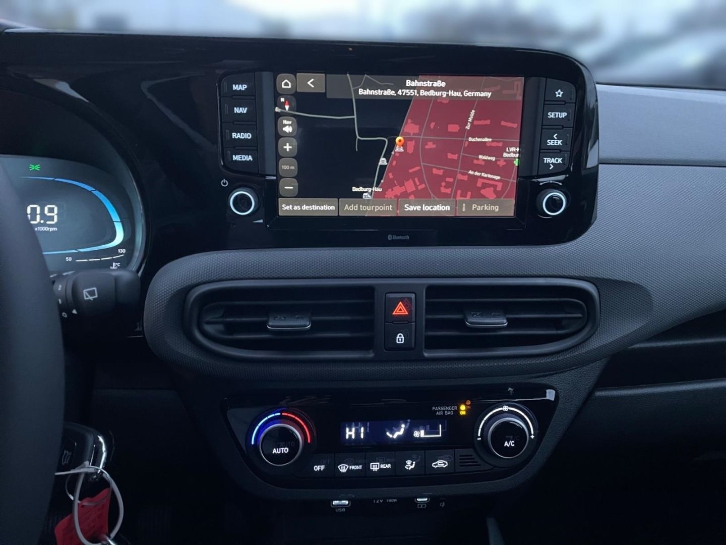 Fahrzeugabbildung Hyundai i10 1.0 Trend Navigation Rückfahrkamera Sitzheiz