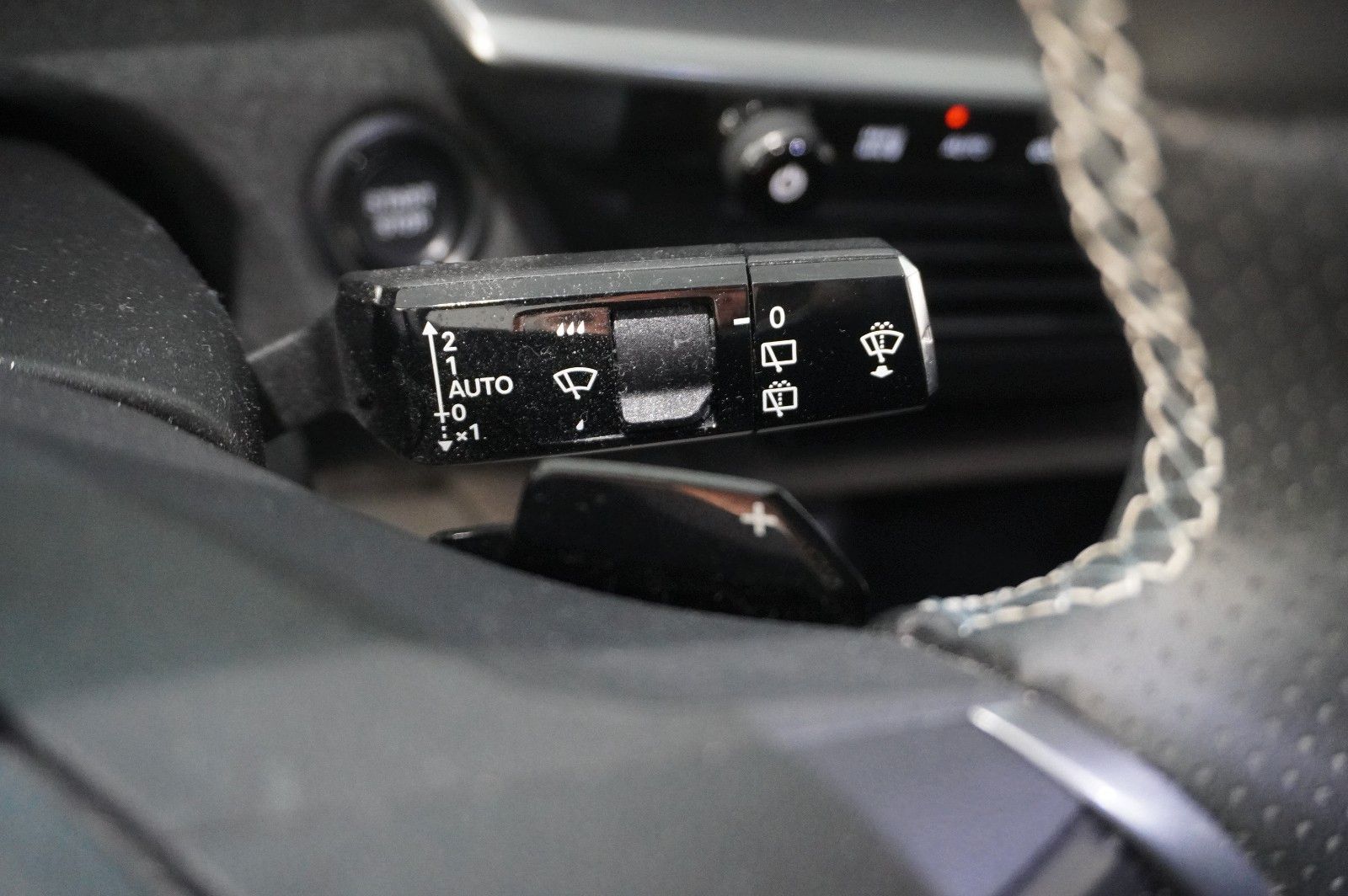 Fahrzeugabbildung Opel Grandland 1.2 GS SPORT HYBRID NAVI/LED/KAMERA/SH