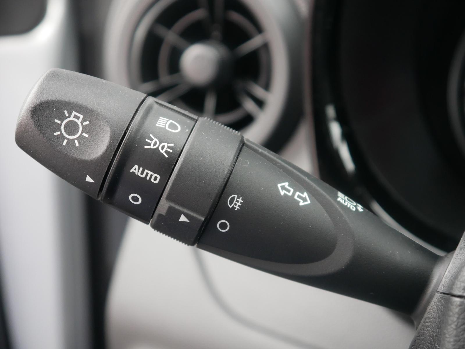 Hyundai i10 1.0 Trend Sitzheizung Tempomat Spurhalte PDC