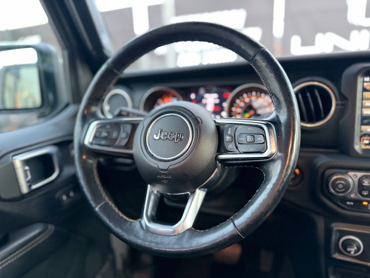 Jeep Wrangler Unlimited 2.2 Mjt 200 CV II SAHARA imagem 3